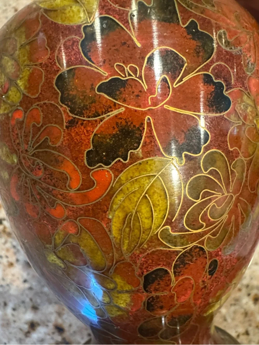 Vintage Red and Gold Cloisonné Vase 6 1/4 inches tall